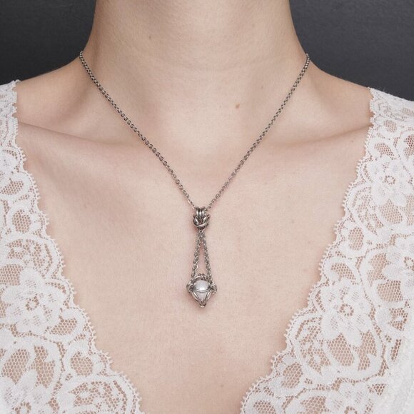 Antique white pearl and silver basket necklace with a small silver chain - Picture 1 of 8